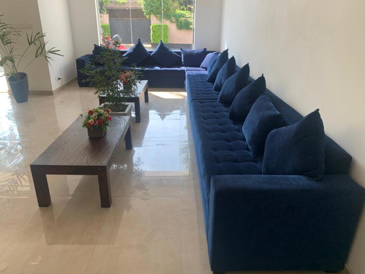 Lucky Transit Hotel - Katunayake Airport Екстериор снимка